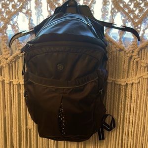 Lululemon back pack
